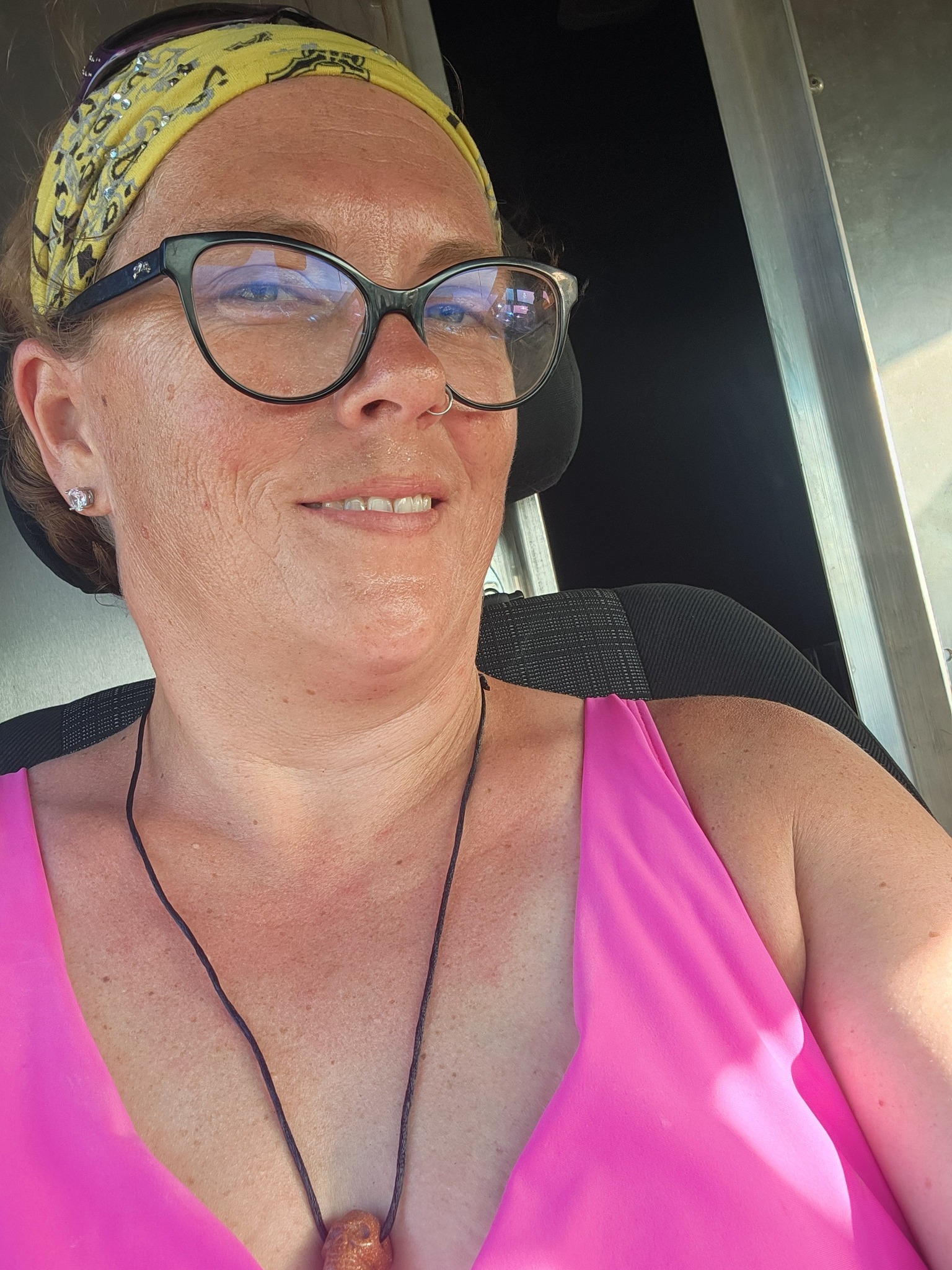Whew! What a weekend!!!! Swimming 🏊‍♀️, poker running, 100°+ outside, service calls, and still got time for laundry! 😆 🤣 😂  lucky me. I had such a great time yesterday, 🥵 🔥 ☀️ 🥵 or not!! 

#middleagedawesome #wfhmomlife #momtrepreneur #lifeafter40 #wfhlife #workingmom #momofteens #adultmom